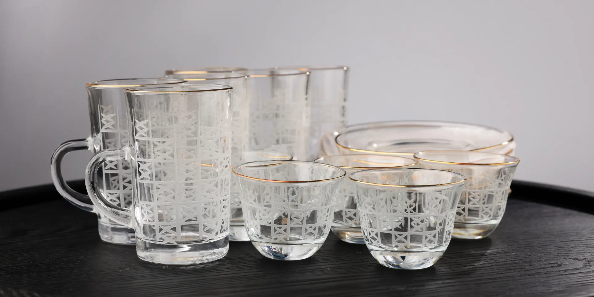 18PCS TEA SET 23105 GOLD